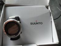 White Suunto d4i