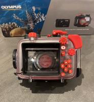 Olympus TG6 & PT-059 Housing
