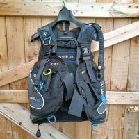 Aqualung BCD - Size Medium